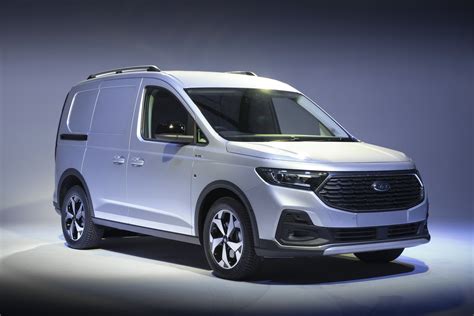 what bands are similar to the ford transit connect